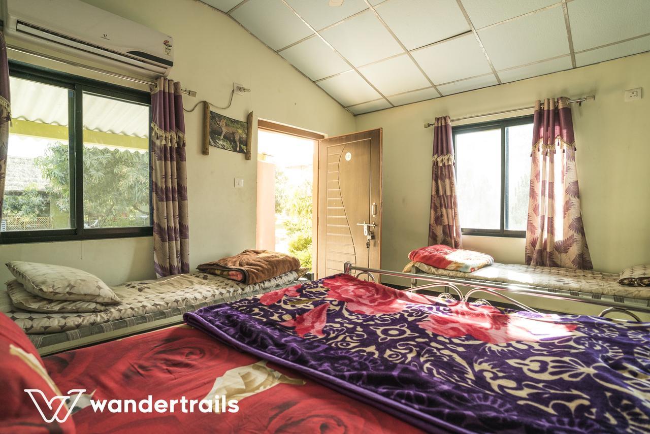 Lookout Villa - A Wandertrails Stay Szaszan Gir Kültér fotó
